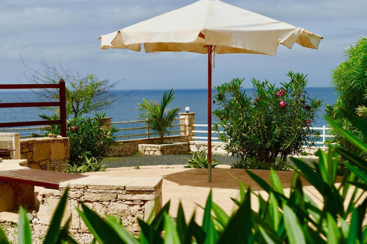 Casita Solemar Direkt Am Atlantik Villa Calheta Bagian luar foto